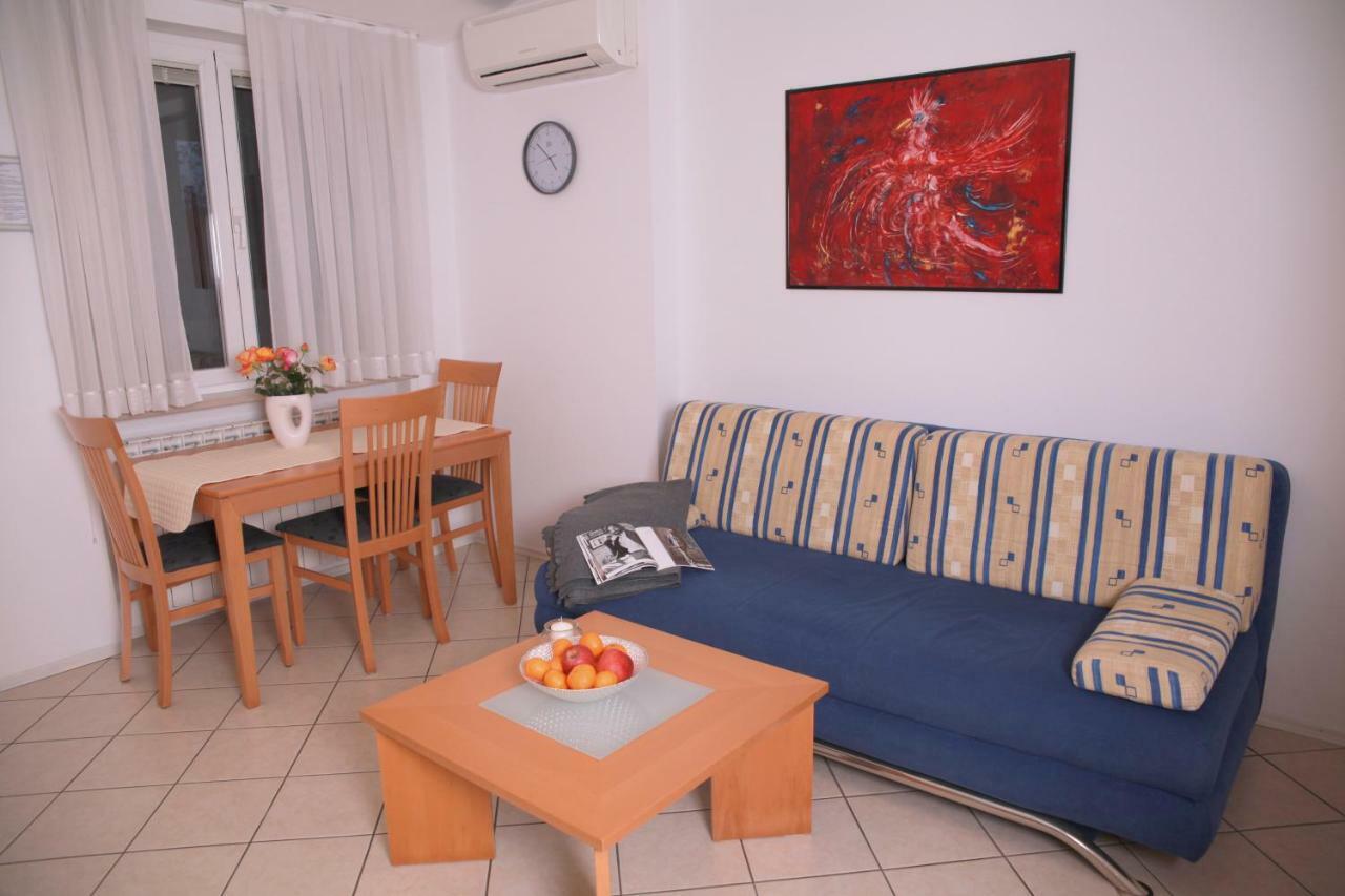 Lili Apartment *